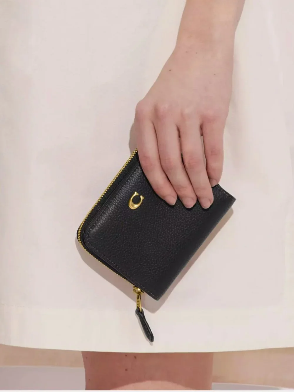 Coach Essential Billfold Wallet